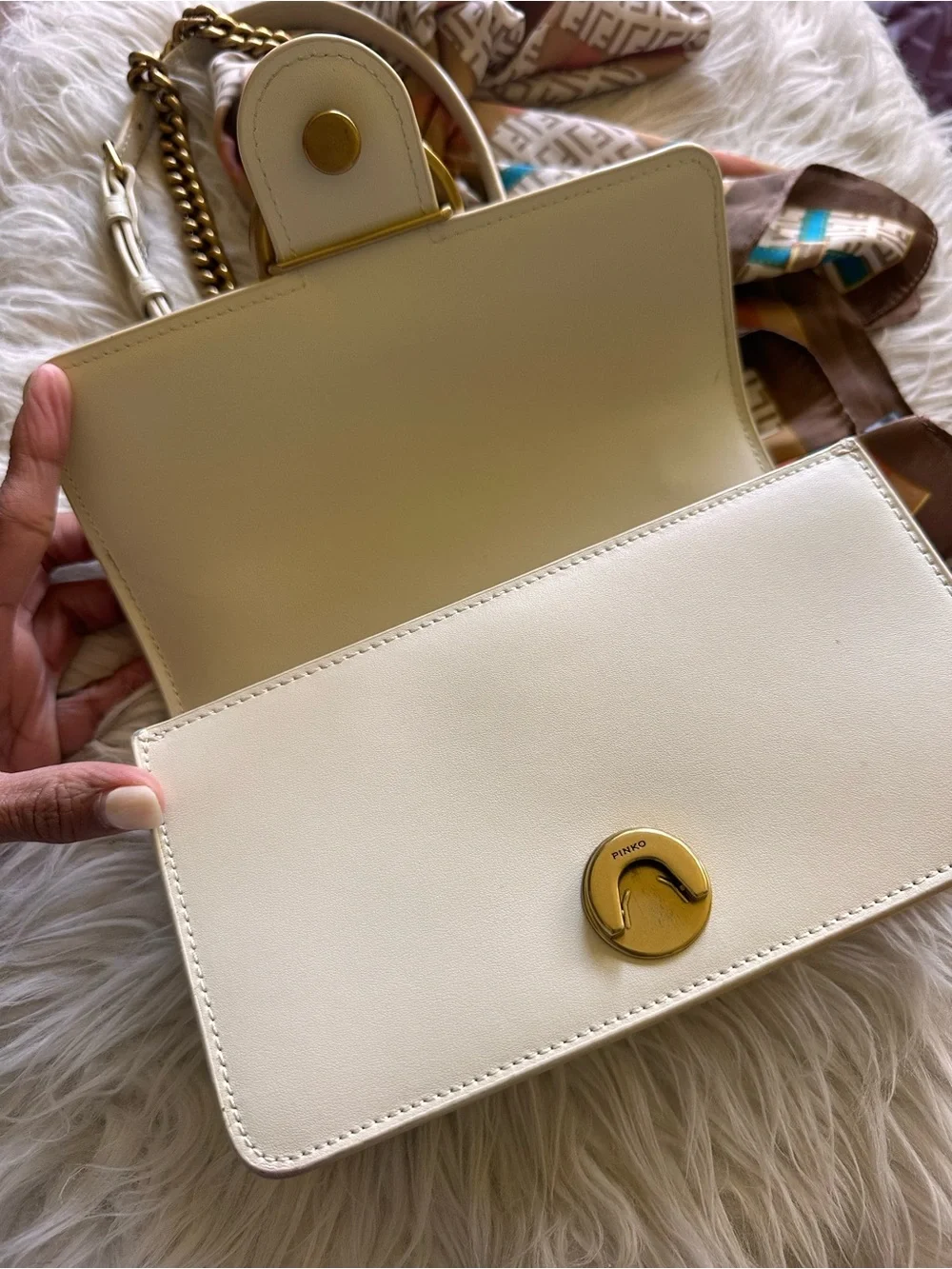 ✨Authentic Pinko Genuine Leather Crossbody in White & Gold, Stunning Condition✨